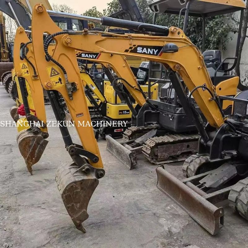 10.3KW Sany SY16C 1.6Ton Mini Excavator กับยางยางและปั๊มไฮดรอลิกเดิม