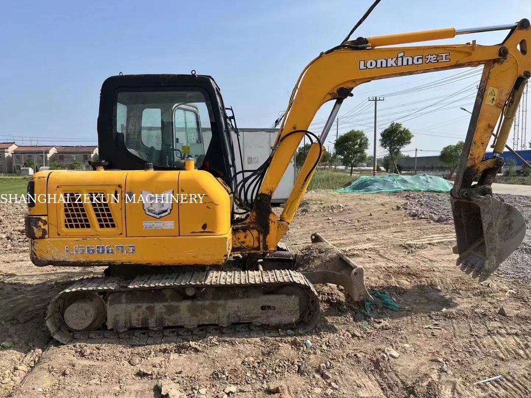เครื่องขุดขนาดเล็กแบบไฮดรอลิกครอลเลอร์ 6 ตัน สําหรับการใช้ในตลาดโลก