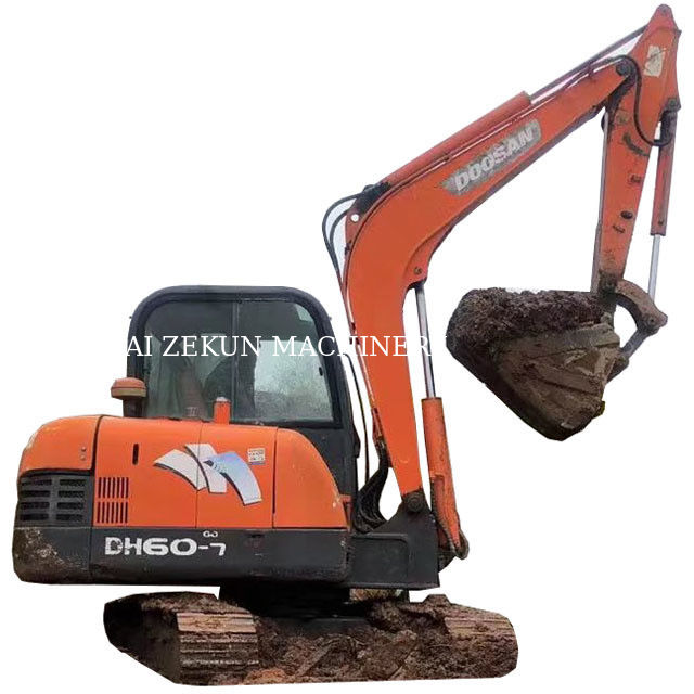 2010 EX60 มือสอง มินิ Excavator 38.1kw กับแวลล์ไฮดรอลิกเดิม