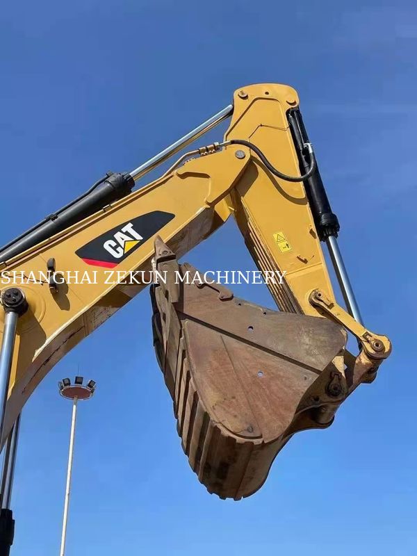 อุปกรณ์ก่อสร้างมือสอง Cat 390F เครื่องขุดขยะขี่ด้วยเครื่องยนต์ Cat 390 KW