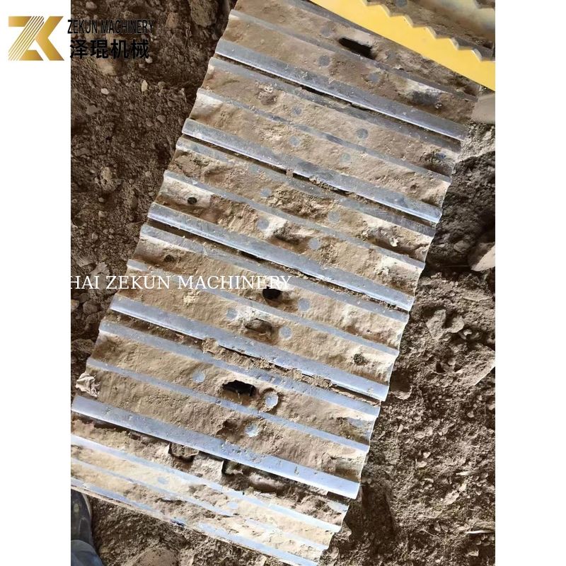 CAT 305.5E เครื่องขุดขนาดเล็กมือสอง 5.5 ตัน สีเดิม