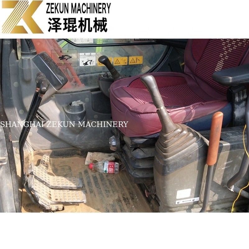 สนามก่อสร้าง 24 ตันใช้ Hitachi 240 Excavator ZX240 ZX240-3G ปี 2016