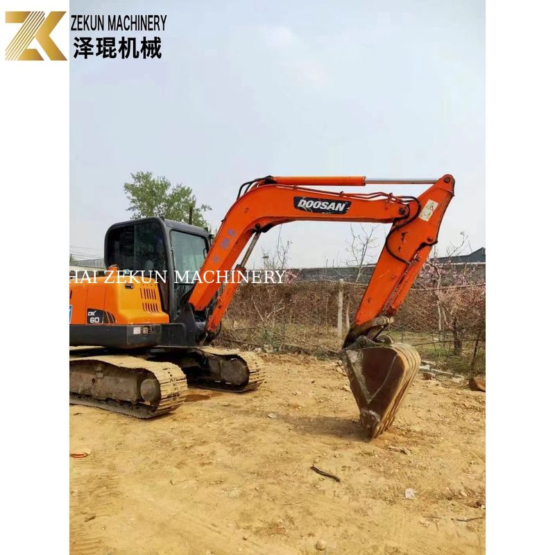 มือสอง Doosan DX60-7 DX60-9 6T เครื่องขุดแคร์เลอร์มือสอง จากเกาหลี
