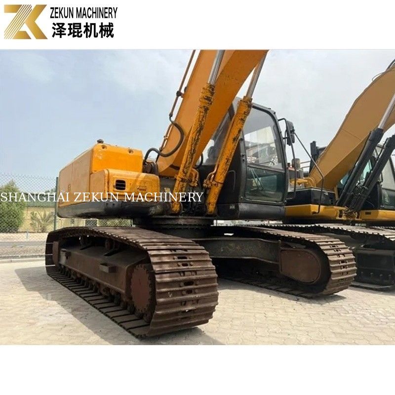 เกาหลีใต้ 22 ตัน ใช้ Hyundai R220LC-7 Excavator สําหรับการขุด ปี 2016