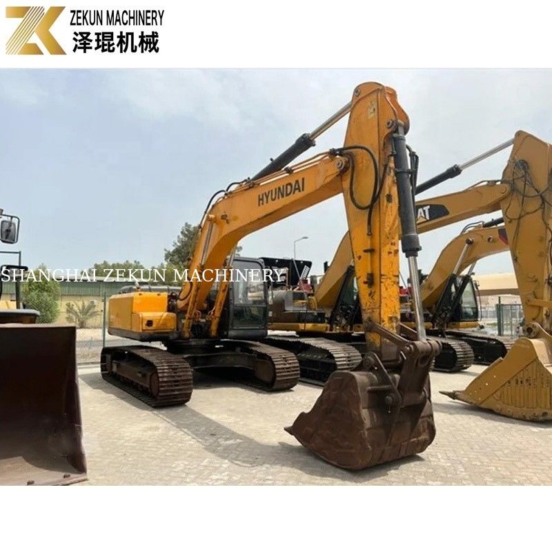 เกาหลีใต้ 22 ตัน ใช้ Hyundai R220LC-7 Excavator สําหรับการขุด ปี 2016