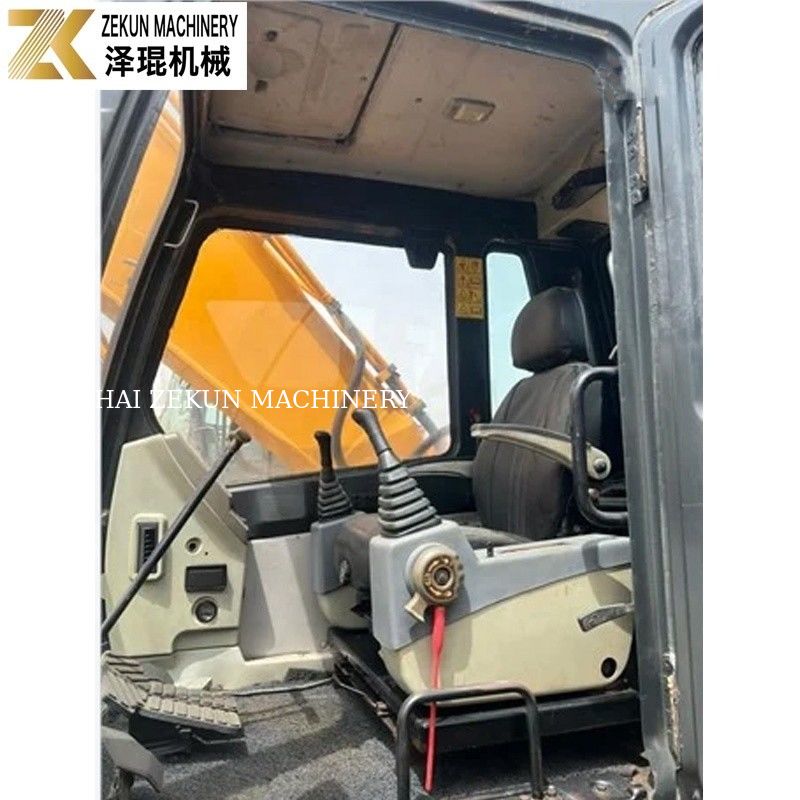เกาหลีใต้ 22 ตัน ใช้ Hyundai R220LC-7 Excavator สําหรับการขุด ปี 2016