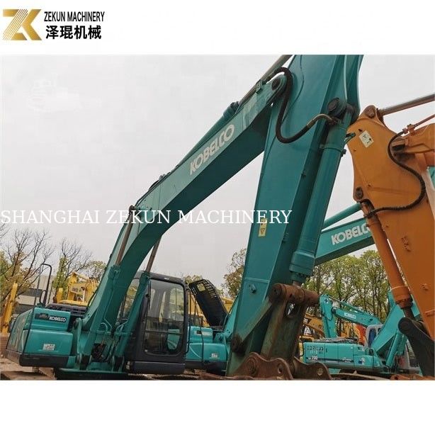 ออกแบบเดิม ใช้ Kobelco SK 200 200-8 สีฟ้า เครื่องขุดมือสอง
