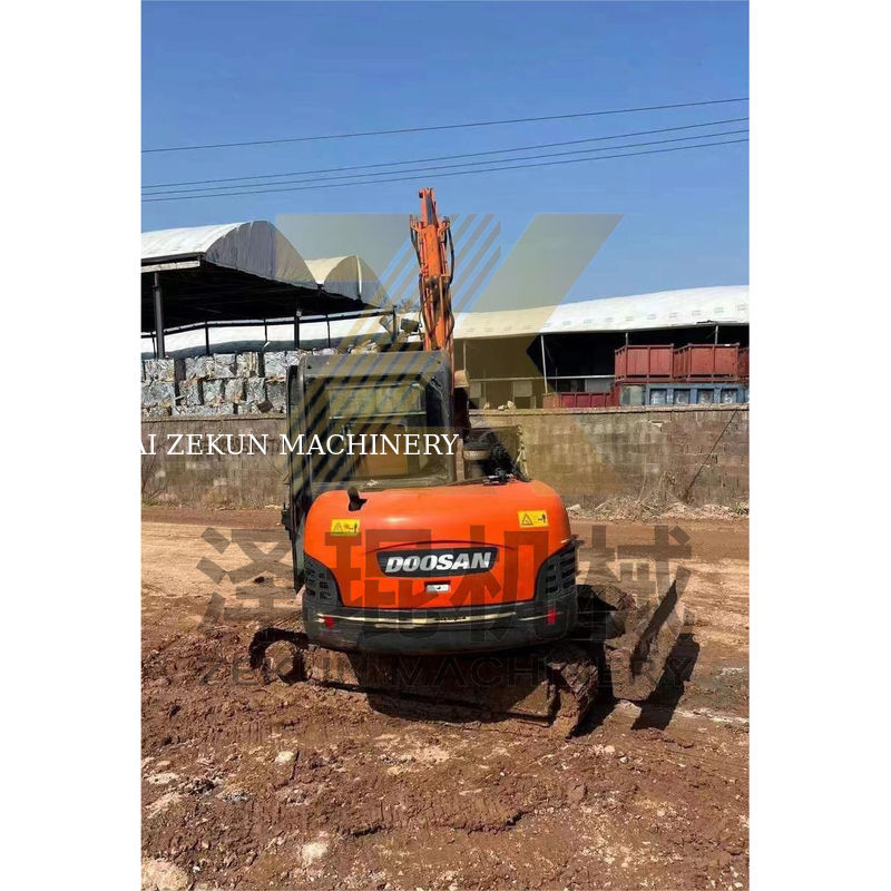 5500 KG Doosan60-7 DH55/DH60-7/80-7 DH60/DH60-7 เครื่องขุดที่มีเวลาทํางาน 0-2000 ชั่วโมง