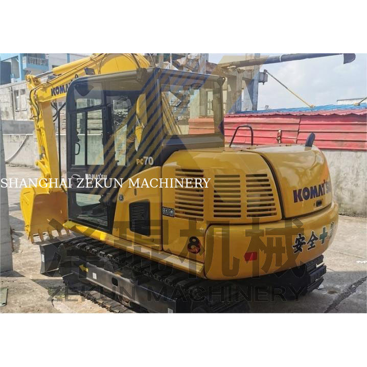 6.59TON น้ําหนักการทํางาน 2022 ใช้ Komatsu PC70-8 Excavator สําหรับความต้องการของคุณ