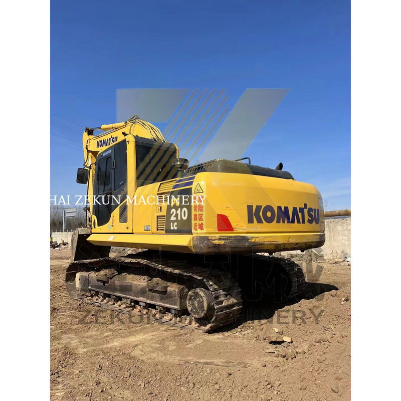 Komatsu PC210-8 PC210-8M0 เครื่องขุด 21 ตันในเซี่ยงไฮ้ 4001-6000 ชั่วโมงการทํางาน