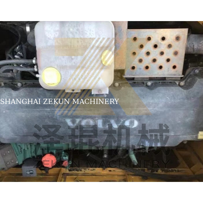 เครื่องขุด Volvo EC480 ที่ใช้แล้ว มีความจุของถัง 3.3 m3 และวาล์วไฮดรอลิกอื่น ๆ