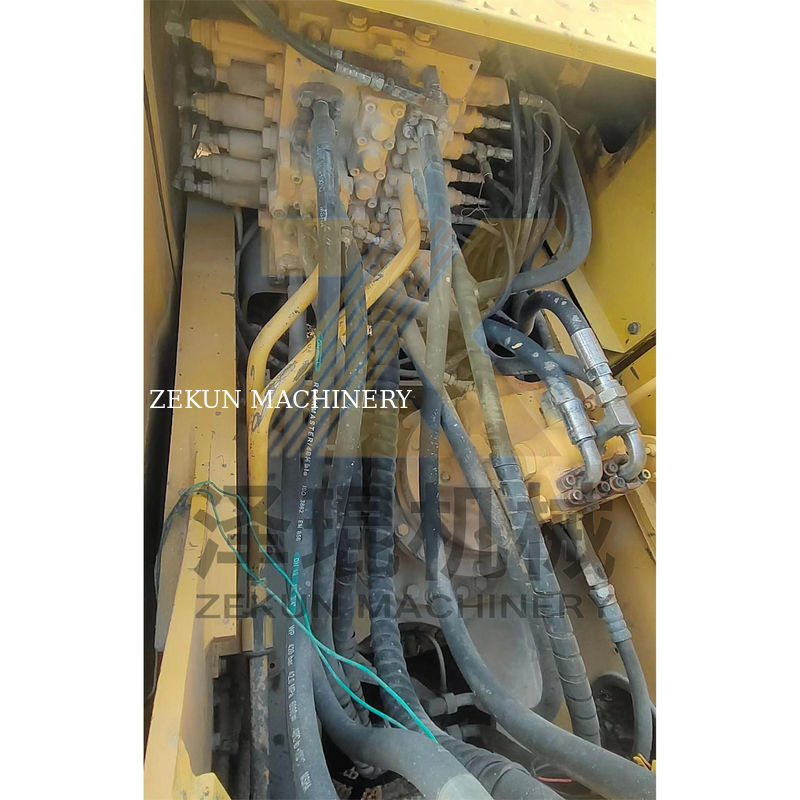 Komatsu PC200-7 PC200-8N1 เครื่องขุด Crawler Excavator Digger ที่มีเครื่องยนต์ 110KW ในเซี่ยงไฮ้