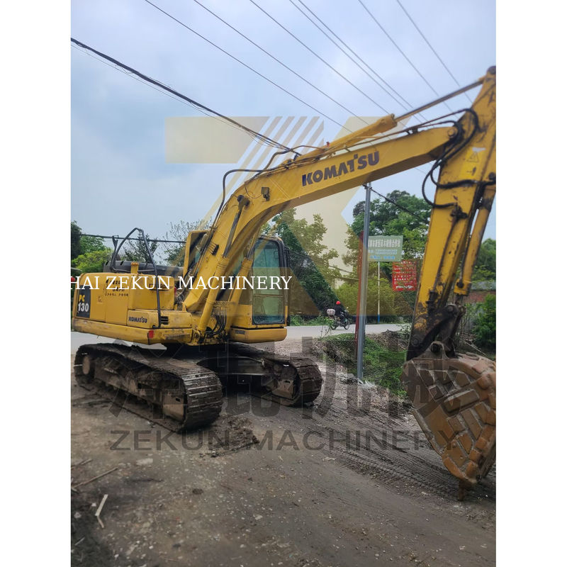 มือสอง Komatsu PC130-6/7/8M0 เครื่องขุดสําหรับขุดขังในสภาพดีเยี่ยม