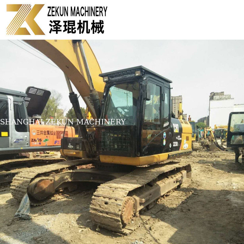 อัพเกรดการขุดก่อสร้างของคุณด้วย Cat 323D2 Excavator และ Cat C7.1 ACERT Engine