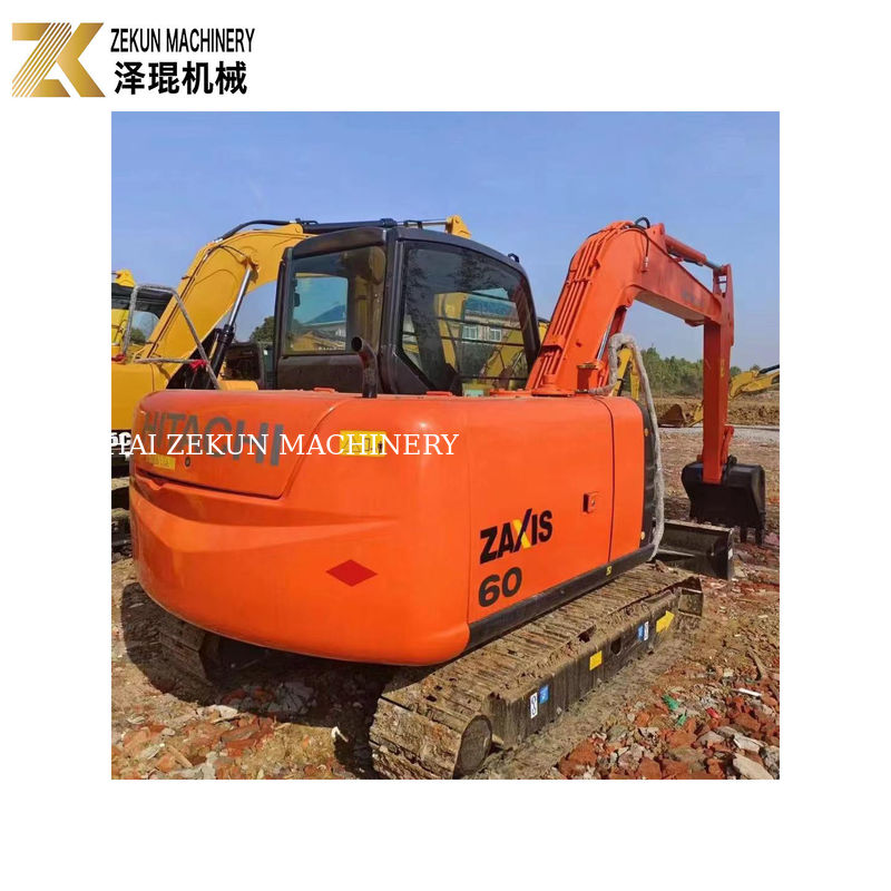 เครื่องขุดขนาดเล็ก 6 ตัน จากฮิตาชิ ZX60 ขนาด 40.5 KW สภาพดี