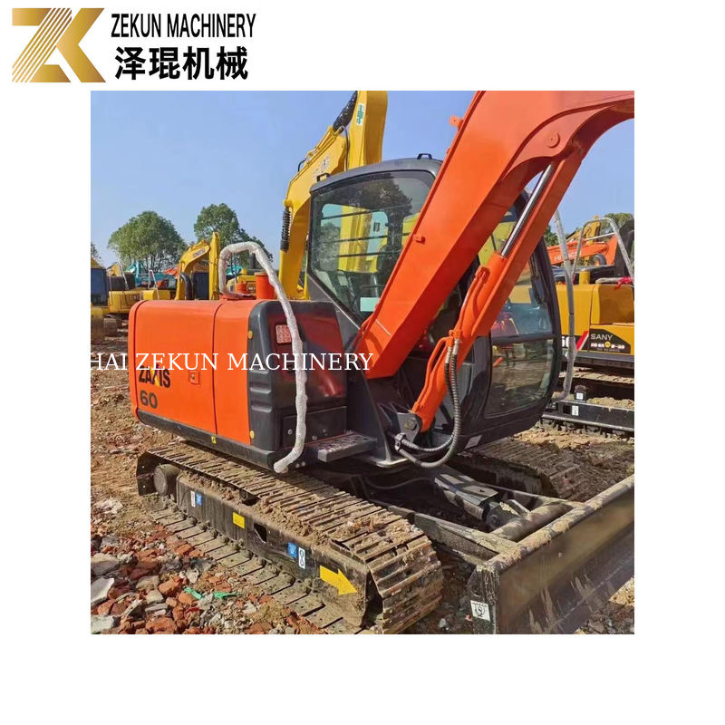 เครื่องขุดขนาดเล็ก 6 ตัน จากฮิตาชิ ZX60 ขนาด 40.5 KW สภาพดี