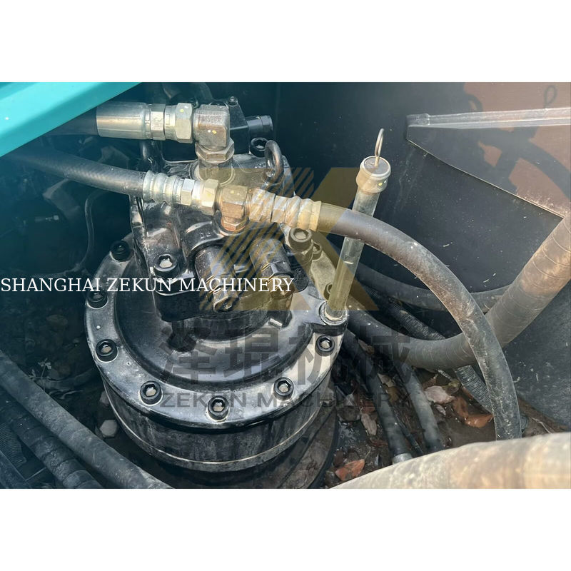 สภาพดี Kobelco SK350LC 8 Excavator ขนาด 1.6 m3 ความจุถังและเครื่องยนต์ HINO