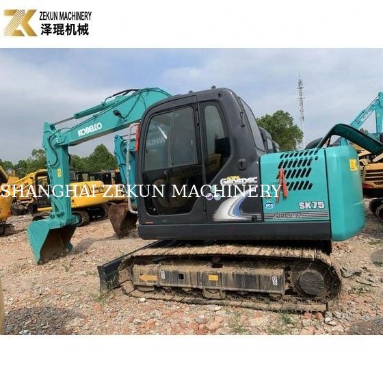 เครื่องขุดขนาดเล็ก 7 ตัน Kobelco SK 75 SR UR พร้อมเครื่องยนต์ ISUZU และปั๊มไฮดรอลิกเดิม
