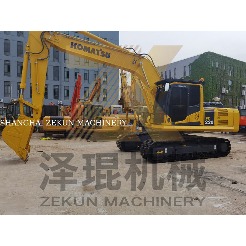 อุปกรณ์ขุดที่ใช้ 22 ตัน Komatsu 220 PC220 ความจุ 1M3 และ 1050 ชั่วโมงทํางาน