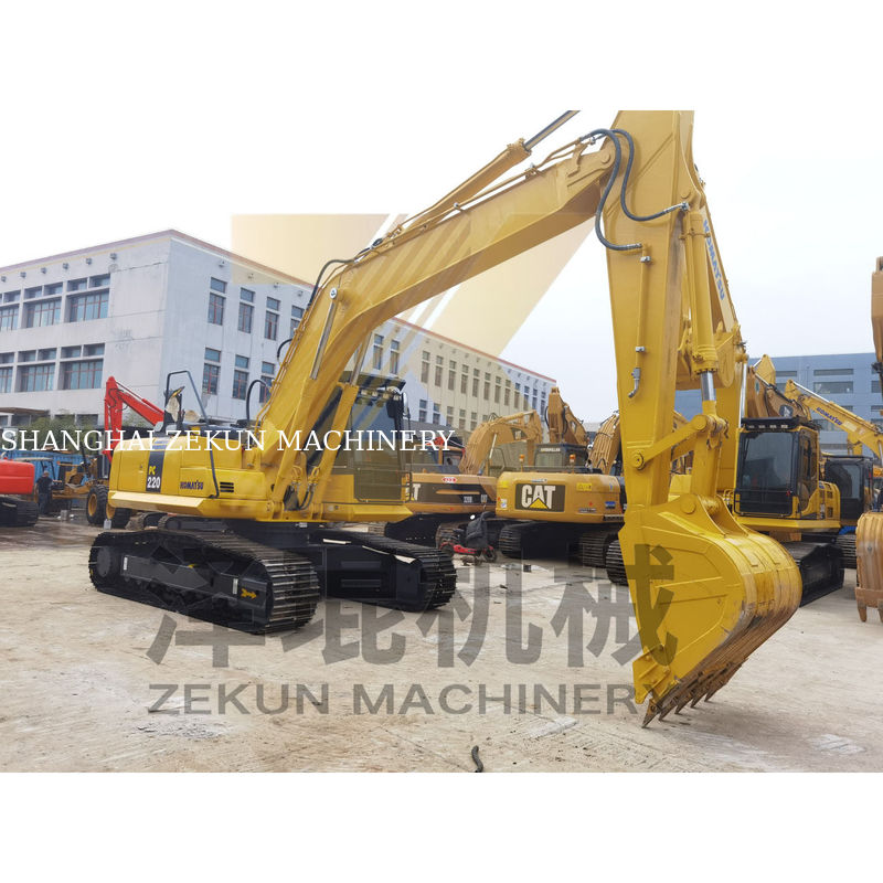 อุปกรณ์ขุดที่ใช้ 22 ตัน Komatsu 220 PC220 ความจุ 1M3 และ 1050 ชั่วโมงทํางาน