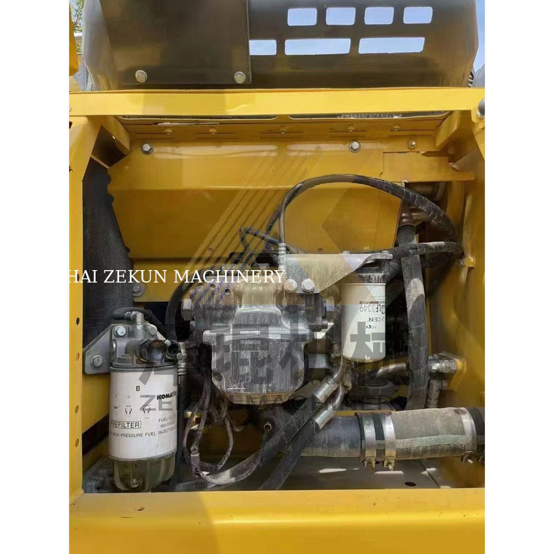 เครื่องขุดที่ใช้ Komatsu PC200-8 PC200 เครื่องขนดินขนาด 0.8m3