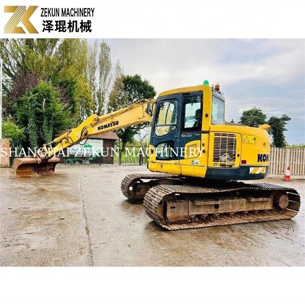 KOMATSU PC 138 US 8 Excavator สภาพการทํางานที่แข็งแรง