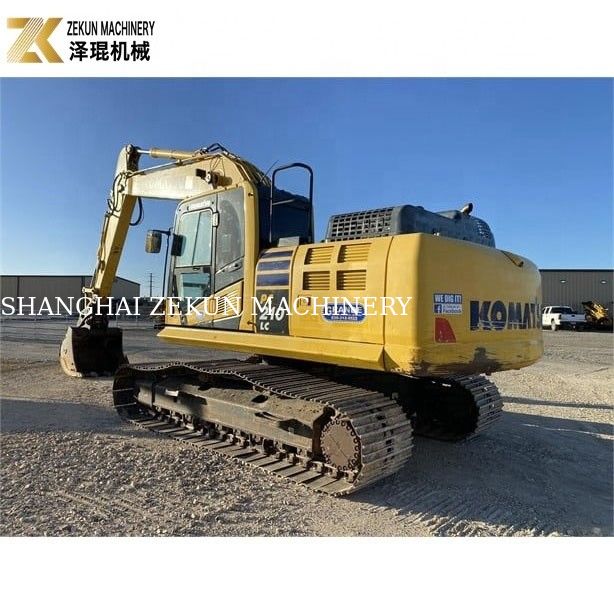 เครื่องขุด Komatsu PC 210-LC 7 ที่ใช้แล้ว พร้อมถุงยาง 20900 KG