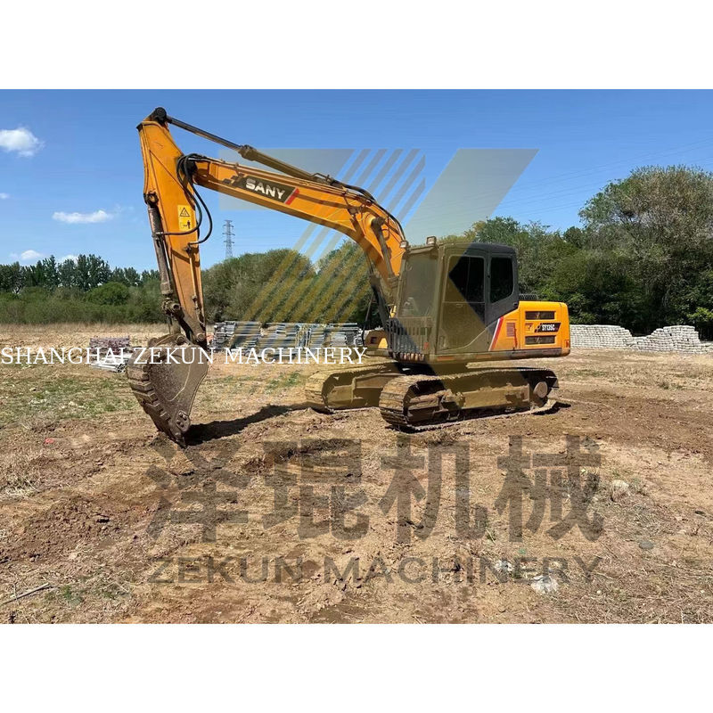 Sany SY135 Pro Crawler Excavator 0.6 m3 ความจุของถัง 2001-4000 ชั่วโมงทํางานใช้