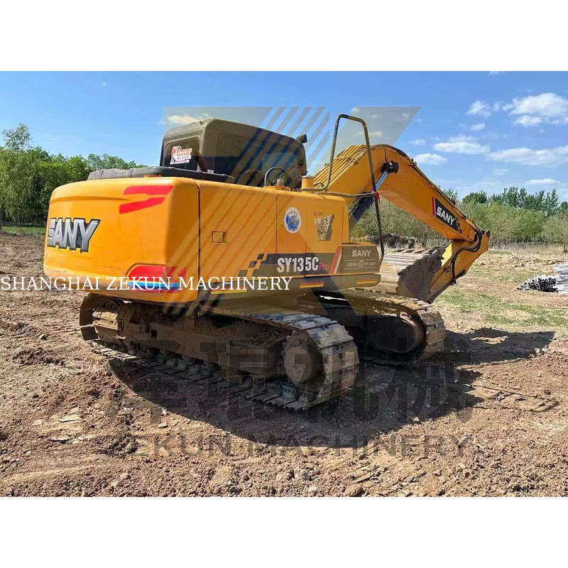 Sany SY135 Pro Crawler Excavator 0.6 m3 ความจุของถัง 2001-4000 ชั่วโมงทํางานใช้