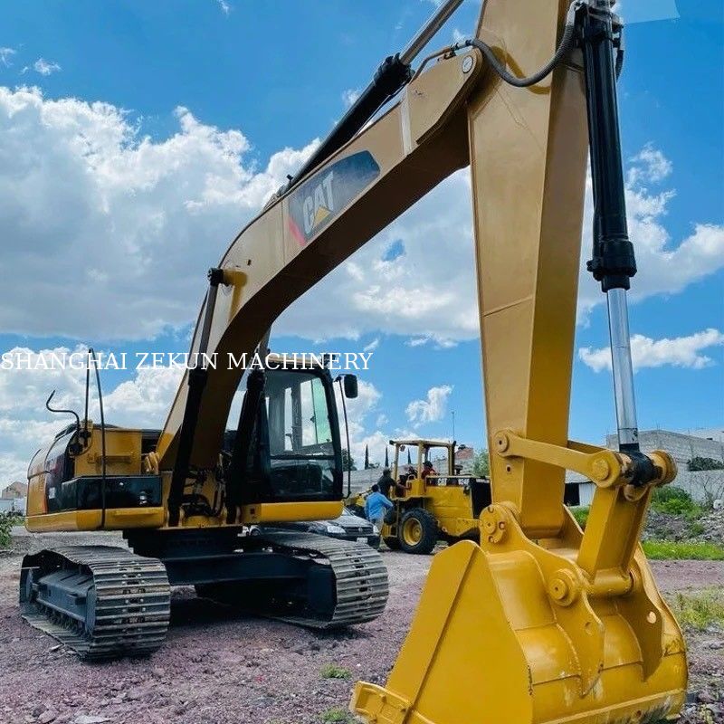 การก่อสร้างการขุด 2015 Caterpillar Cat312 312D Excavator Shanghai Cat 312 C ด้วยและน้ําหนักการทํางาน 20 ตัน