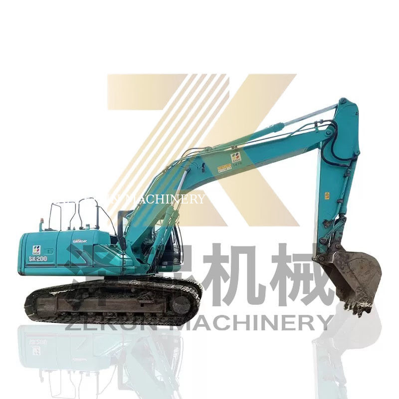 เครื่องขุด Kobelco SK200-8 ที่ใช้ปั๊มไฮดรอลิกอื่น ๆ และน้ําหนักเครื่อง 20000 KG