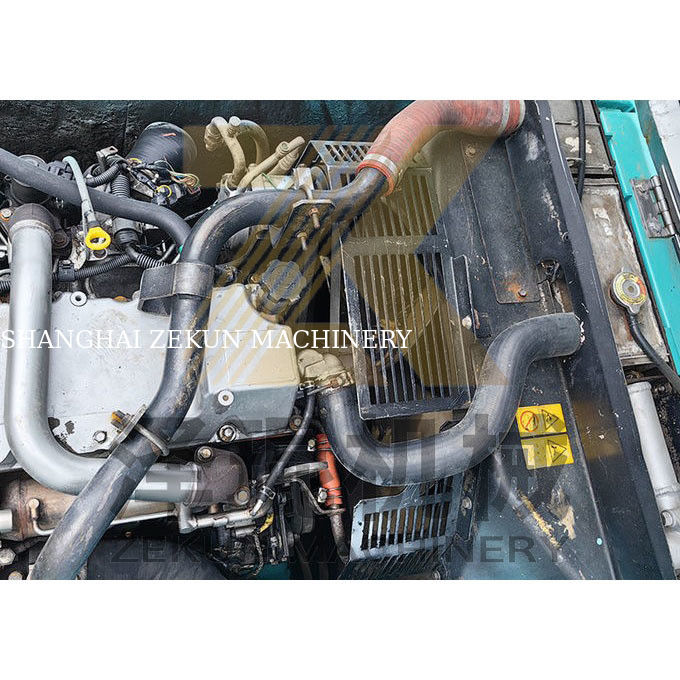 เครื่องขุด 20 ตัน Kobelco SK200-8 ใช้ในญี่ปุ่น น้ําหนักการทํางาน 20000 KG