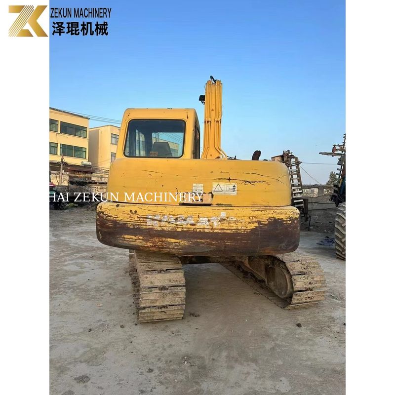 ใช้ญี่ปุ่น Komatsu PC60-7 เครื่องขุดชนิดเคลื่อนที่ 6 ตัน