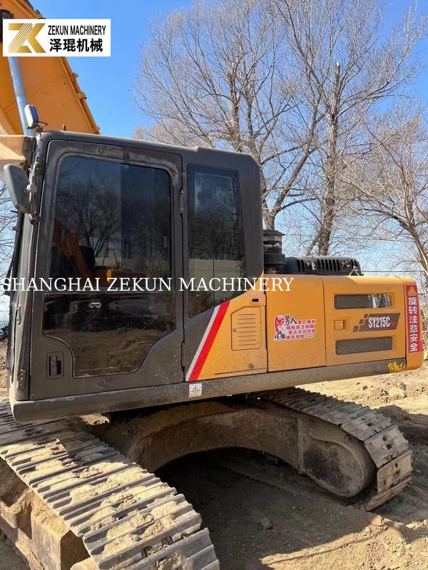2017 Sany SY215C Pro Excavator 1.2M3 ความจุถังใช้ Sany Excavator