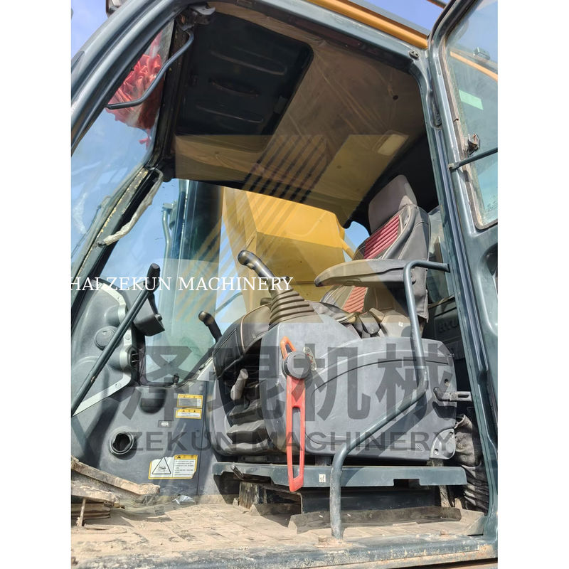 สภาพดี Hyundai R520 Excavator ขนาด 3M3 ความจุถังและพลังงาน 266KW ในตลาดร้อน