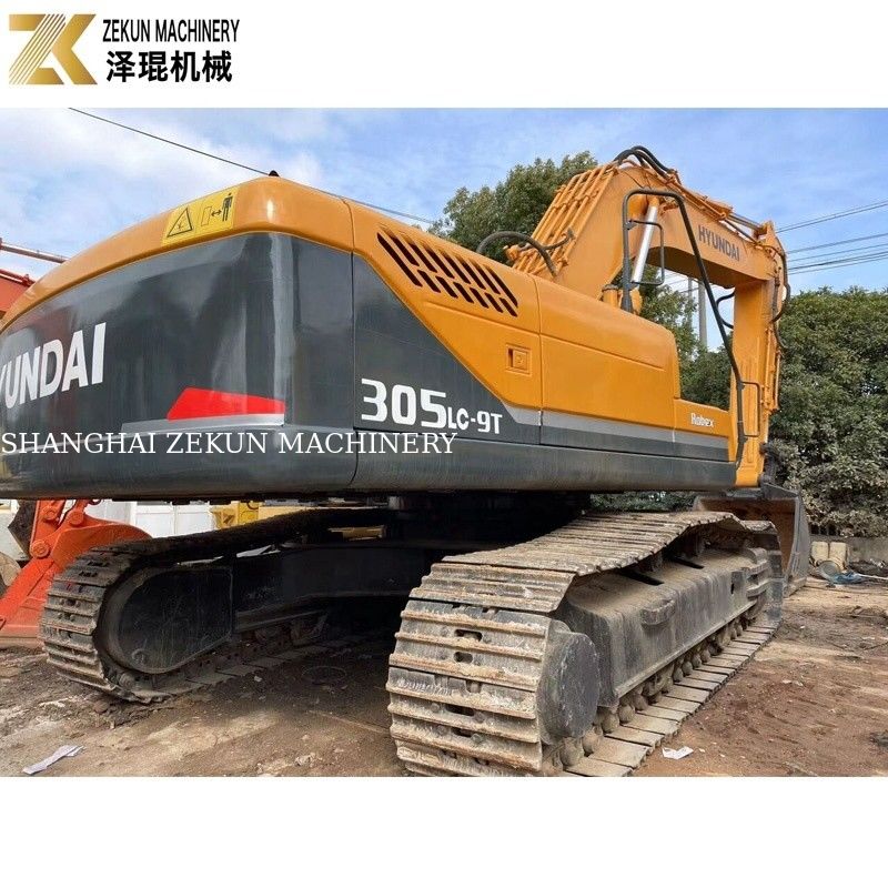 30 ตัน Hyundai R305 เครื่องขุดมือสองสําหรับการก่อสร้างถนน ขุด 2001-4000 ชั่วโมงทํางาน