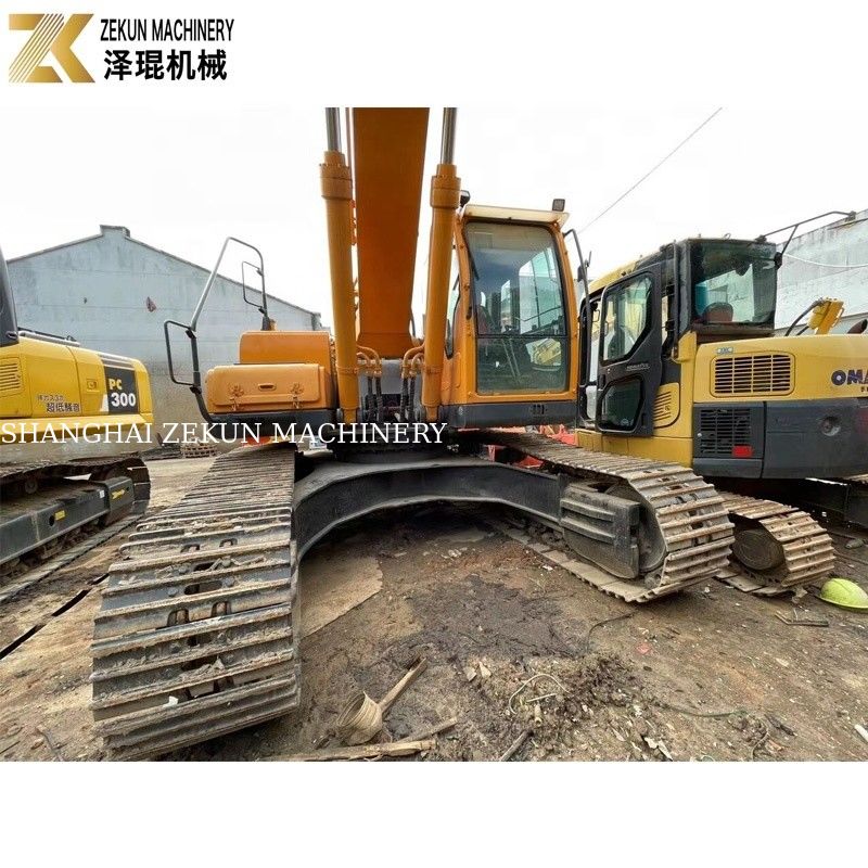 30 ตัน Hyundai R305 เครื่องขุดมือสองสําหรับการก่อสร้างถนน ขุด 2001-4000 ชั่วโมงทํางาน