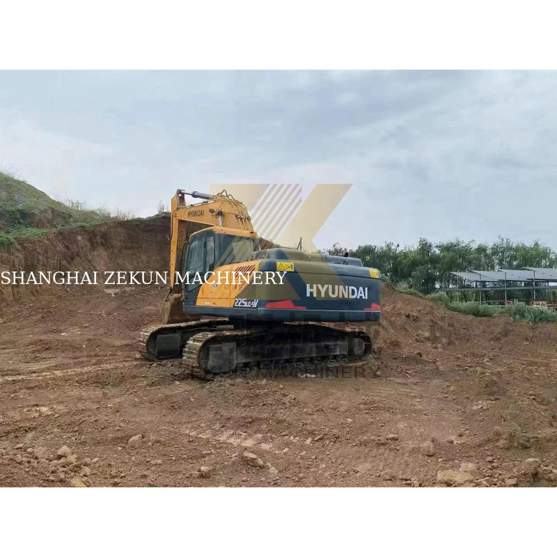 เครื่องขุด HYUNDAI 225LC-9S มือสอง 112KW พลังงาน สต็อคเดิมในเกาหลี