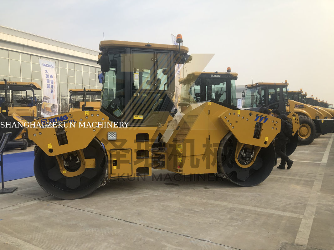14ton XCMG XD143 Double Drum Roller จีน ระยะที่ 3 อุปกรณ์ก่อสร้างถนน