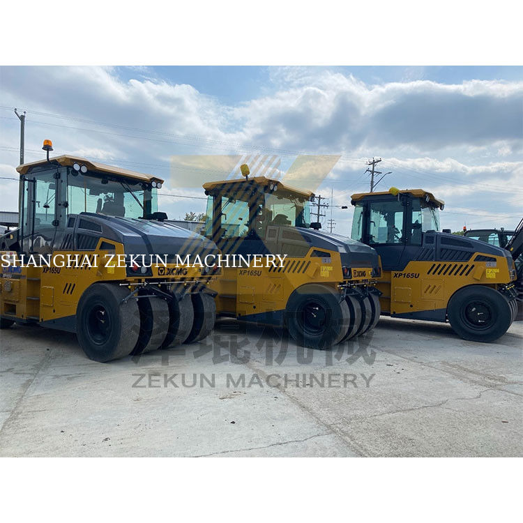16 ตัน XCMG XP165S ยางม้วน EU ระยะที่ 3 อุปกรณ์ก่อสร้างถนน