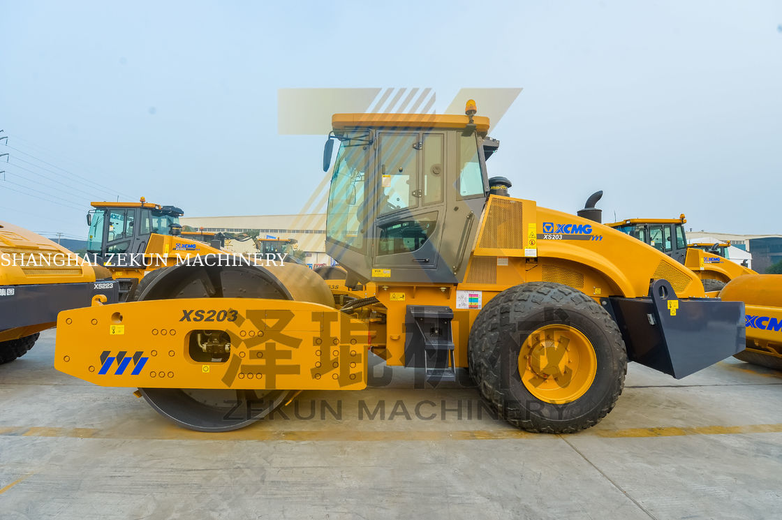 20 ตัน XCMG XS203J โรเลอร์สั่นกลองเดียว จีน ระยะที่ 2