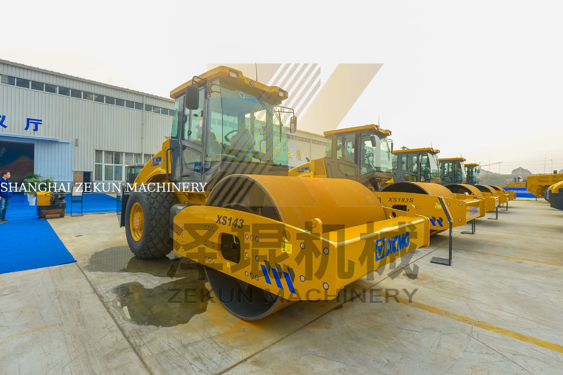 14t XCMG XS145 ไฮดรอลิก Single Drum Roller EU ระยะที่ 3