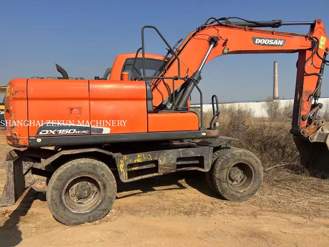 Doosan DX150W-9C Excavator 15 ตัน แบบล้อ สําหรับขาย