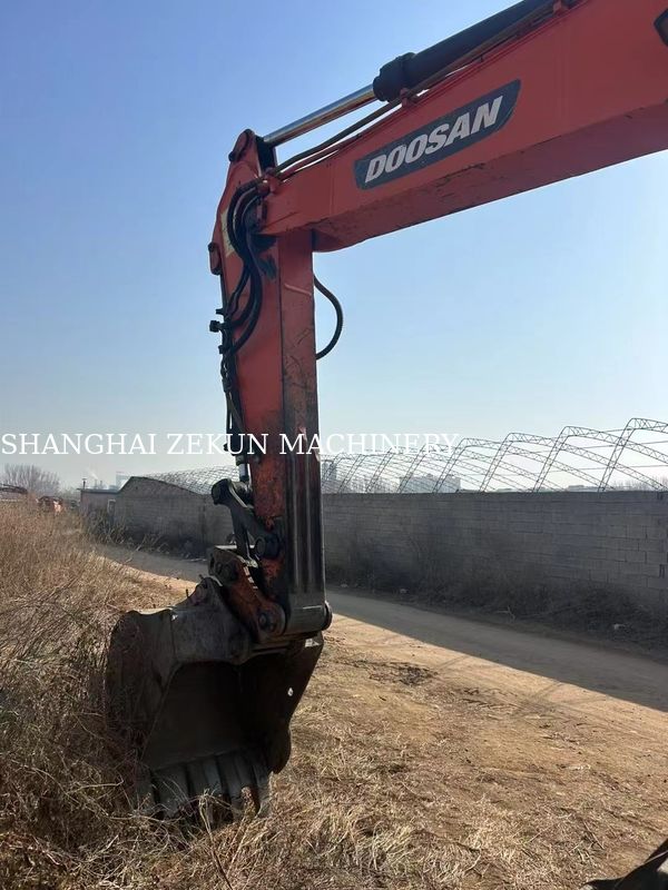 Doosan DX150W-9C Excavator 15 ตัน แบบล้อ สําหรับขาย