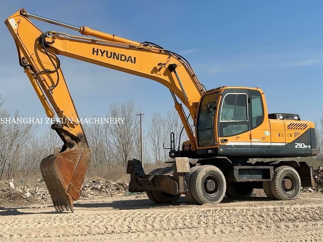 2014 Hyundai R210W-9 เครื่องขุดล้อ 21 ตัน เหมาะสําหรับโครงการก่อสร้าง