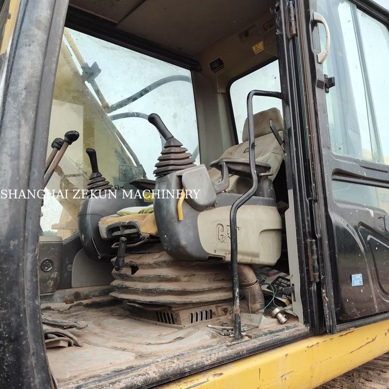 2016 CAT 320D Excavator Class 20 Ton With CAT C6.4 ACERT Engine ความลึกในการขุดสูงสุด 680 มม