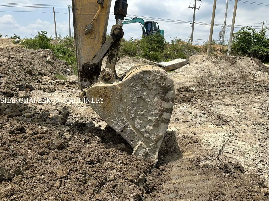 2014 CAT 320D2 Excavator 10 812hrs และประสิทธิภาพ อัตราการไฮดรอลิกไหล 2 × 214 L/min ความเร็วการเดินทาง 3.5 / 5.5 Km/h