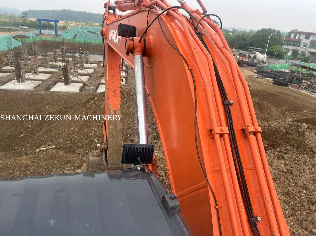 รถขุด Hitachi ZX220-5A ปี 2020, 6541 ชั่วโมง, ความสูงขุดสูงสุด 630 มม., ความลึกขุดสูงสุด 670 มม. สำหรับงานหนัก