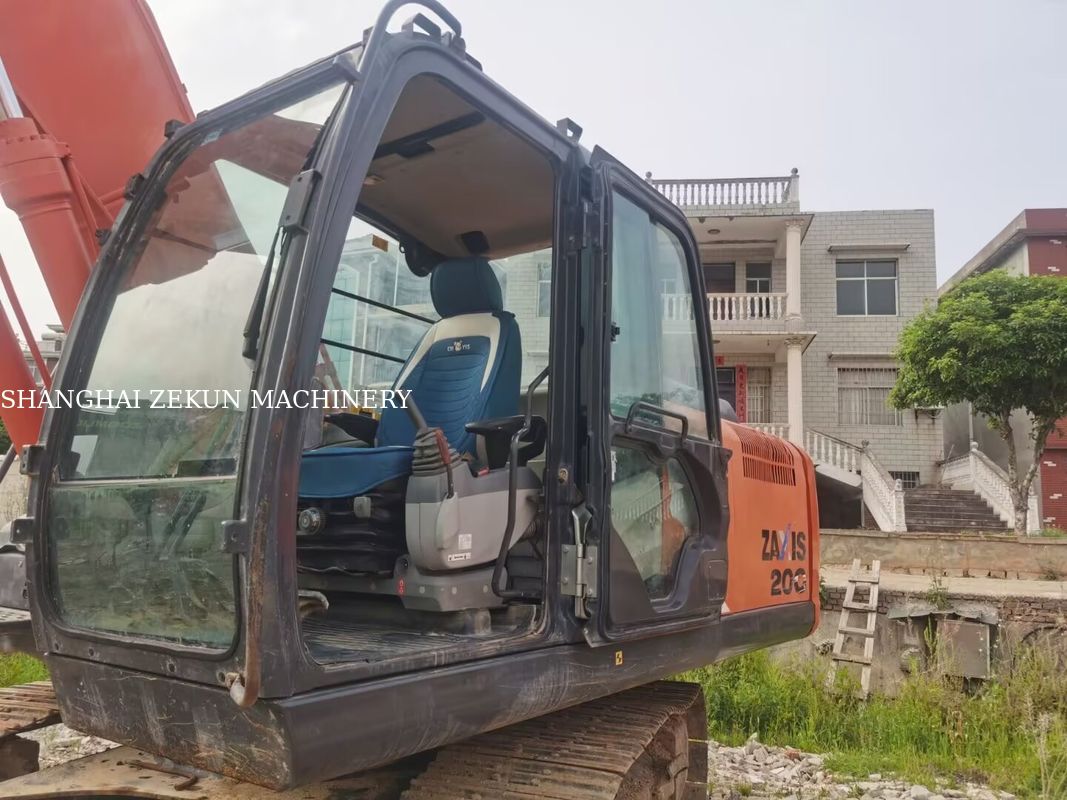 รถขุด Hitachi ZX60C-6A ปี 2023, 2785 ชั่วโมง, น้ำหนักปฏิบัติการ 5 ตัน, ผ่านมาตรฐานการปล่อยมลพิษ Tier 3 / Stage III