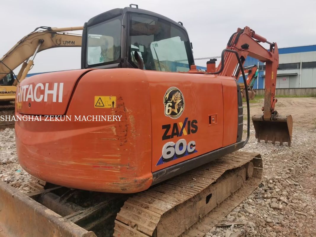 รถขุด Hitachi ZX60C-6A ปี 2023, 2785 ชั่วโมง, น้ำหนักปฏิบัติการ 5 ตัน, ผ่านมาตรฐานการปล่อยมลพิษ Tier 3 / Stage III